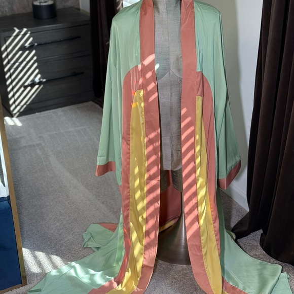 Colorful Women's Kimono Jacket - Picture 2 of 5